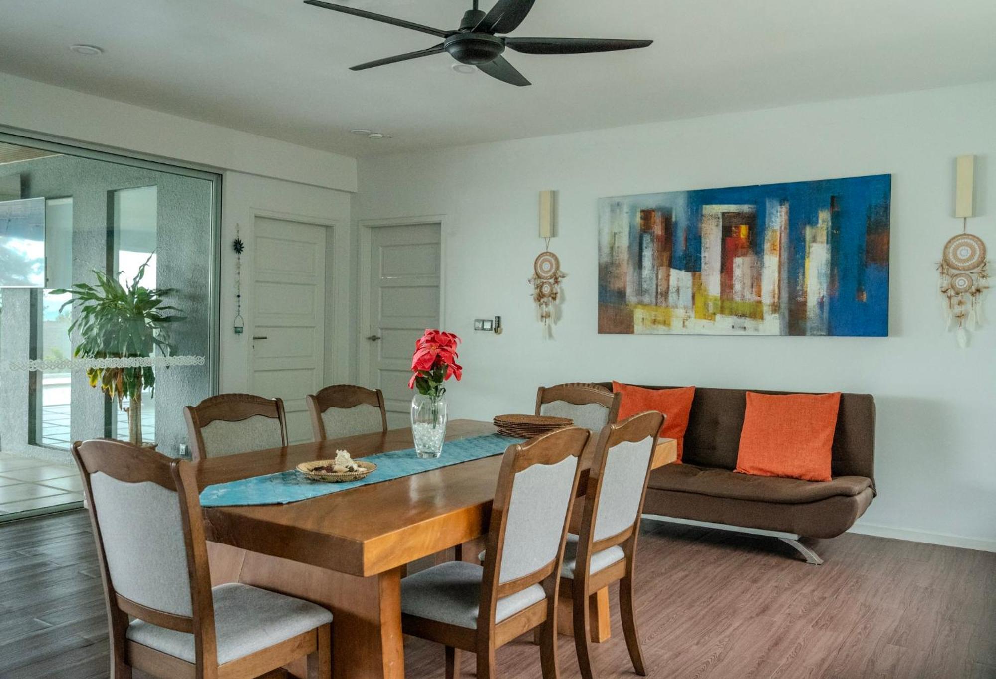 Aroha Seaview Villa - Private Pool - Pantai Cenang  Εξωτερικό φωτογραφία